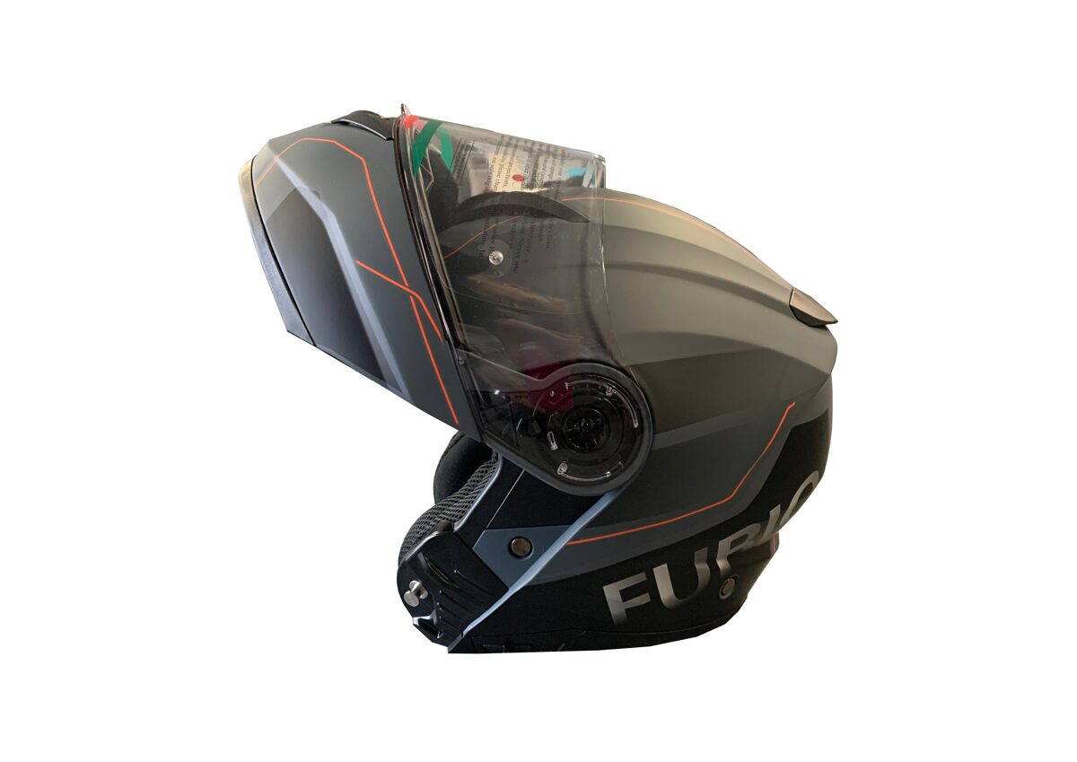 Moto ķivere FURIO ar paceļamu žokli, matēti pelēka ar sarkanu