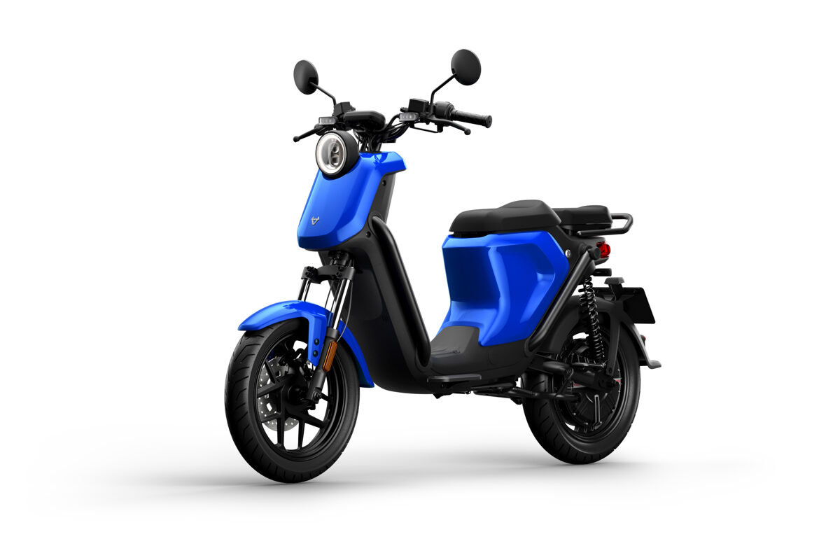 NIU UQi GT elektriskais motorollers / ZILS