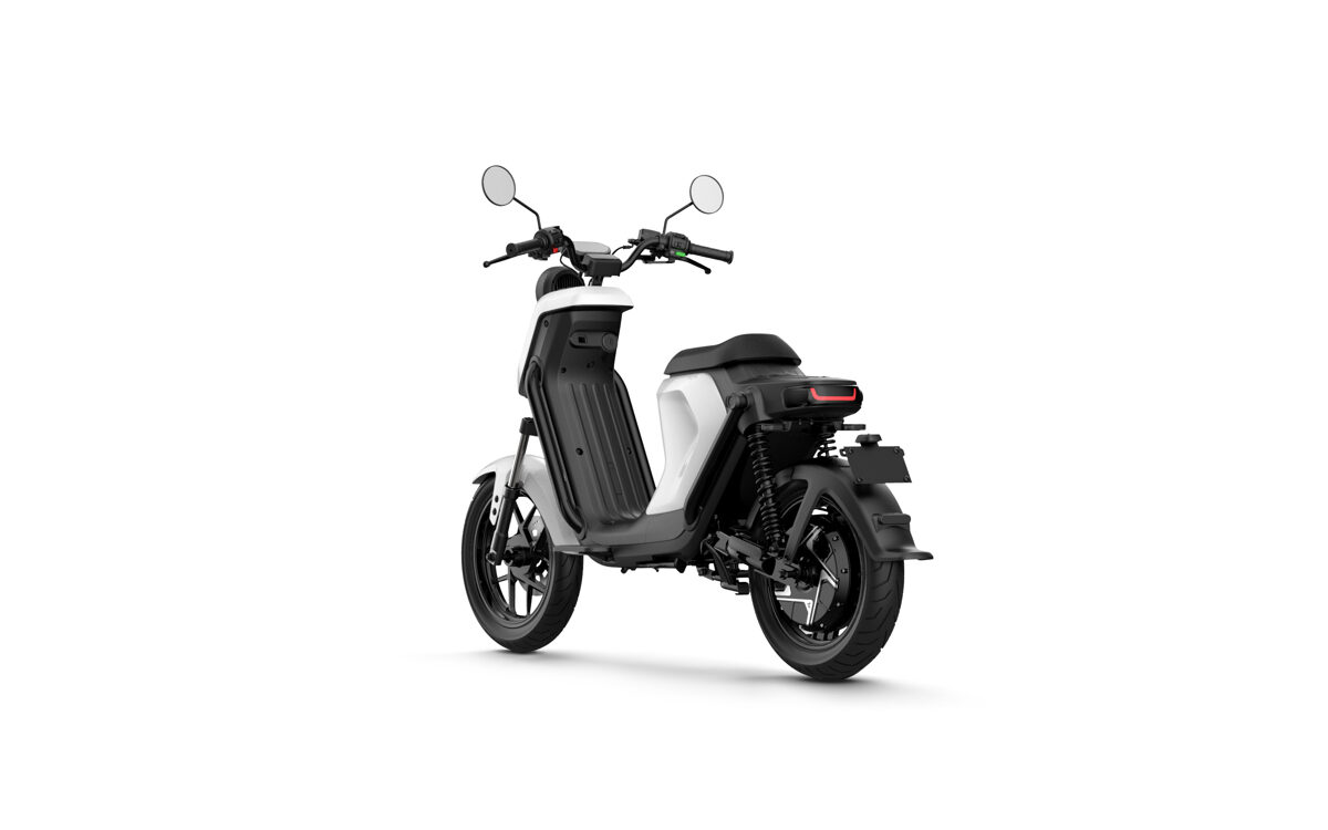 NIU UQi GT elektriskais motorollers / BALTS