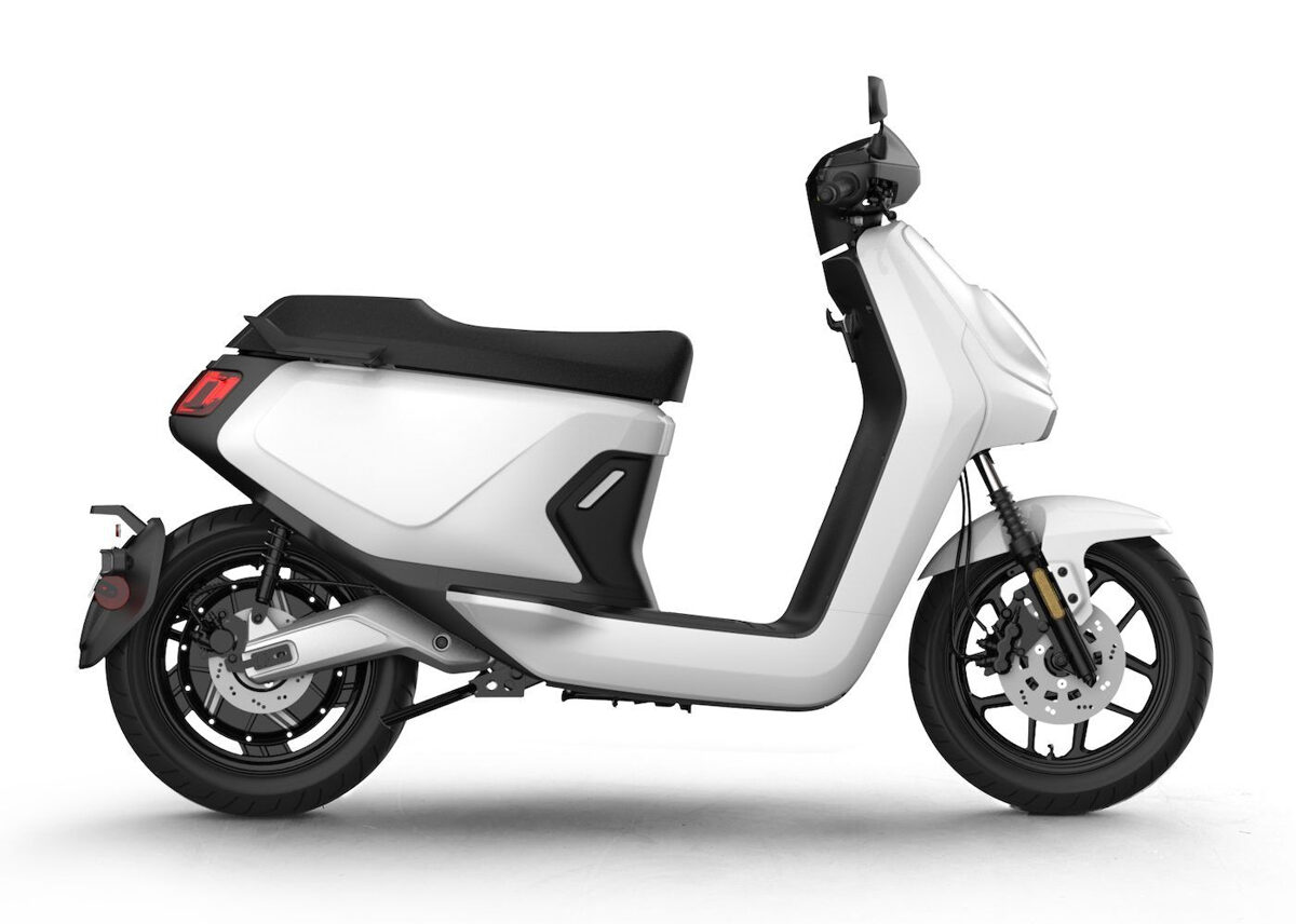 NIU MQi GT EVO elektriskais motorolleris, balts