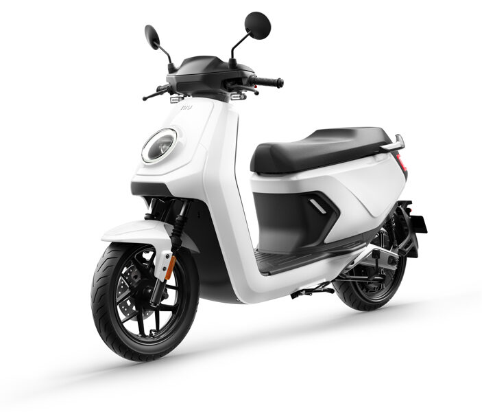 NIU MQi GT electric scooter / WHITE
